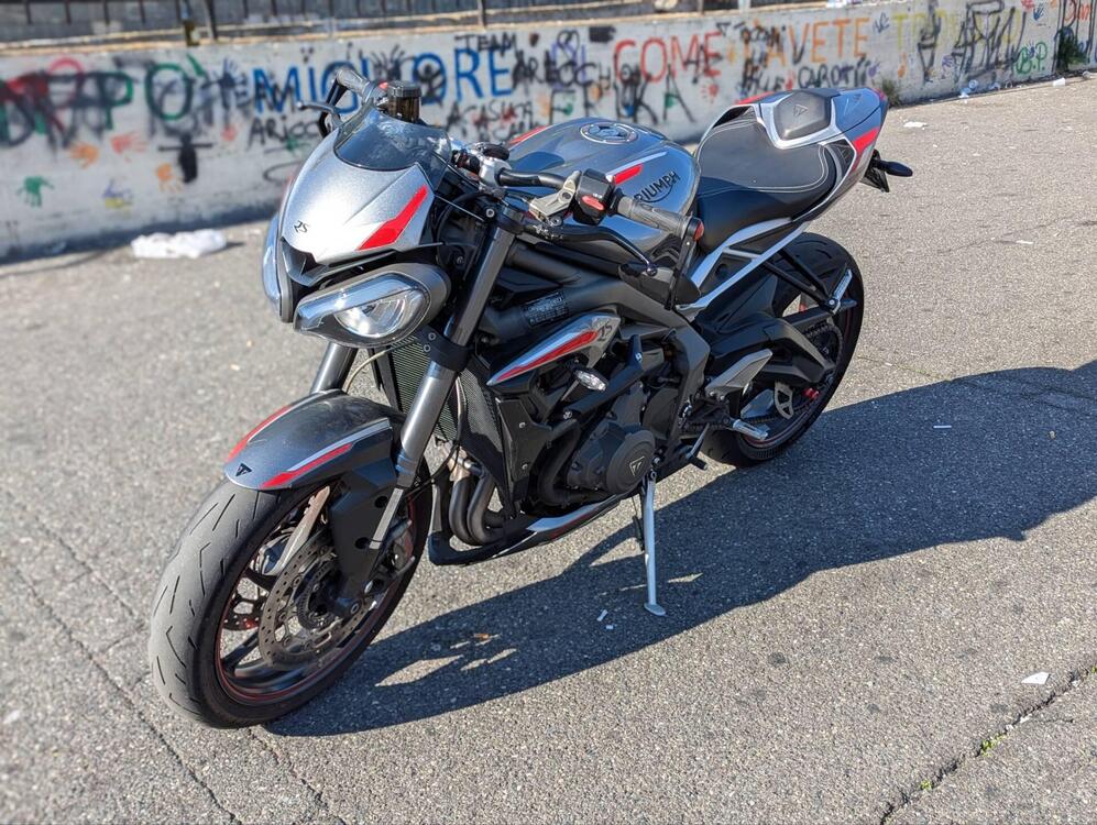 Triumph Street Triple RS (2020 - 22) (2)