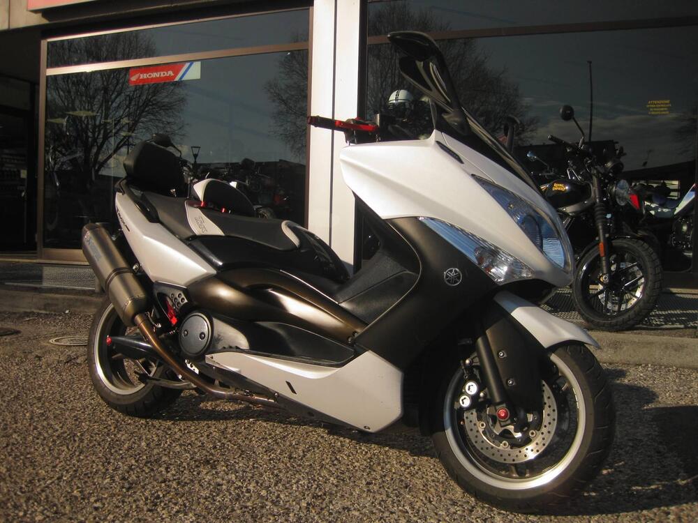 Yamaha T-Max 500 White Max (2010 - 11) (3)