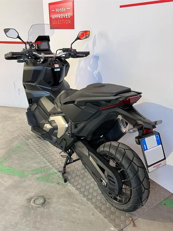 Honda X-ADV 750 DCT (2021 - 24) (4)