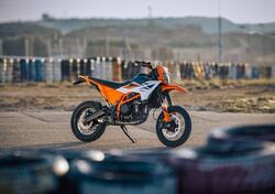 KTM 390 SMC R (2025) nuova