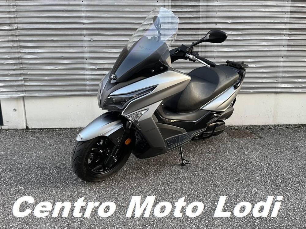 Kymco X-Town 300i (2021 - 25) (4)