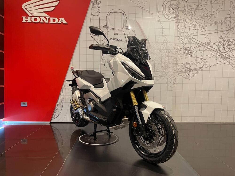 Honda X-ADV 750 (2025) (4)