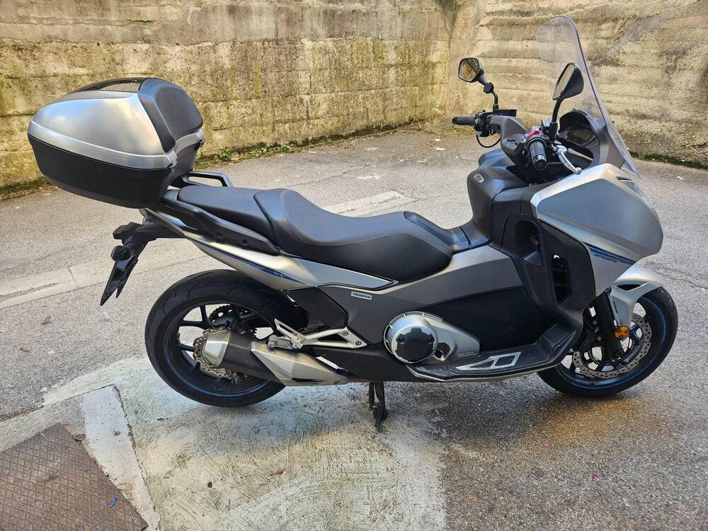 Honda Integra 750 DCT Sport (2017) (3)