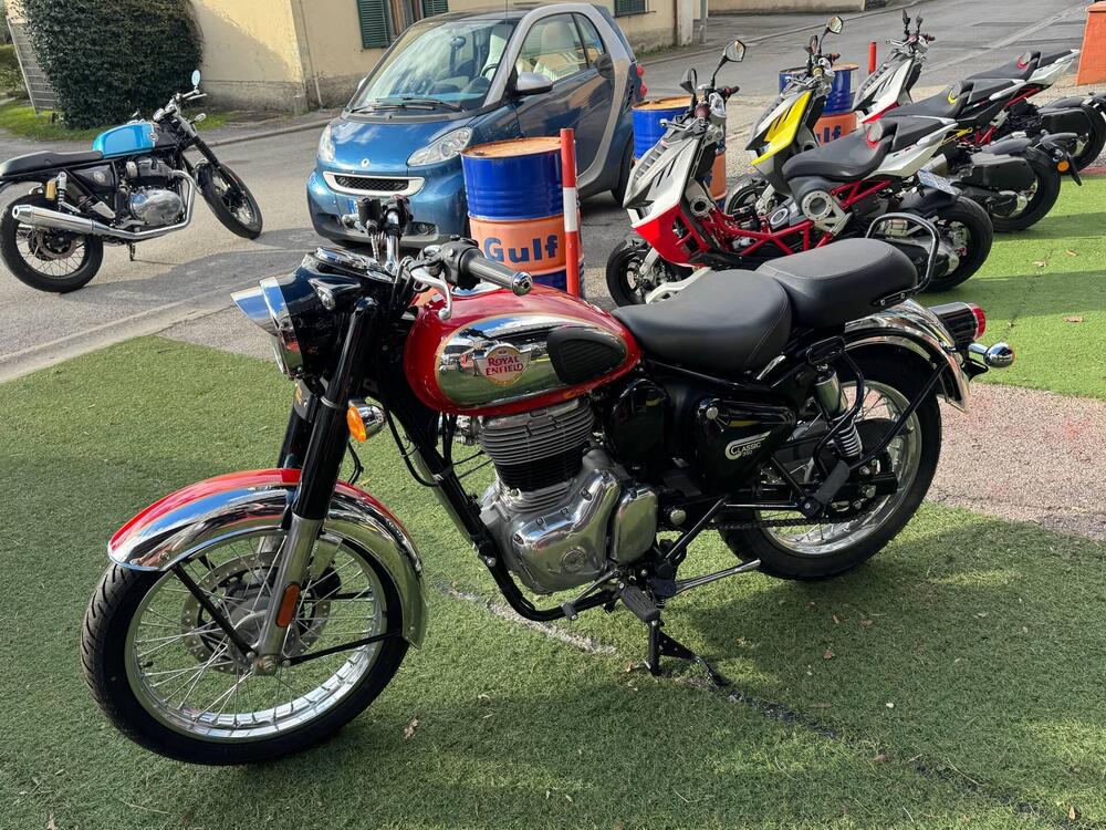 Royal Enfield Classic 350 (2021 - 25) (4)