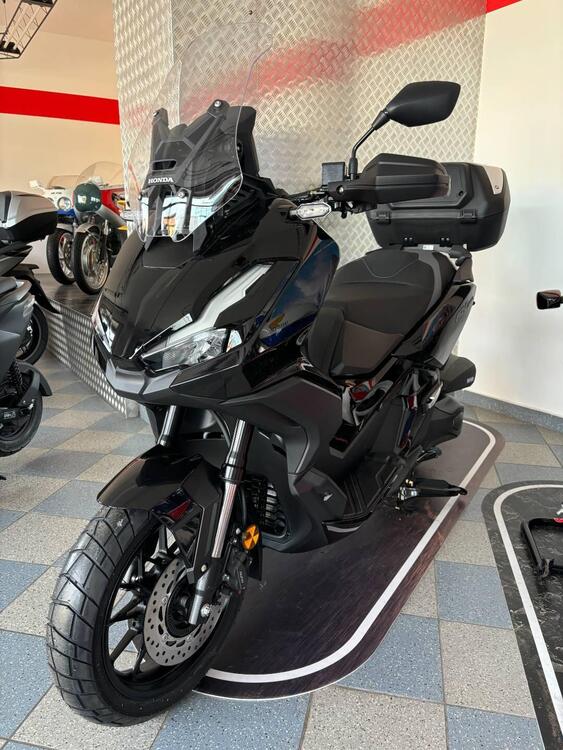 Honda ADV 350 (2025) (3)