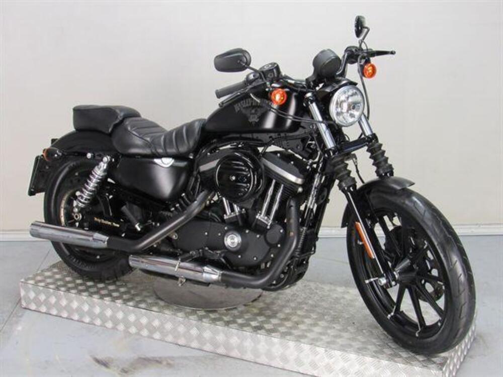 Harley-Davidson 883 Iron (2017 - 20) - XL 883N (2)