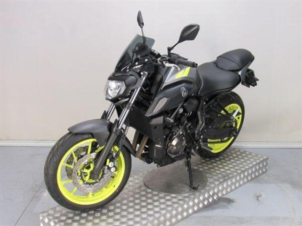 Yamaha MT-07 (2017 - 18) (3)