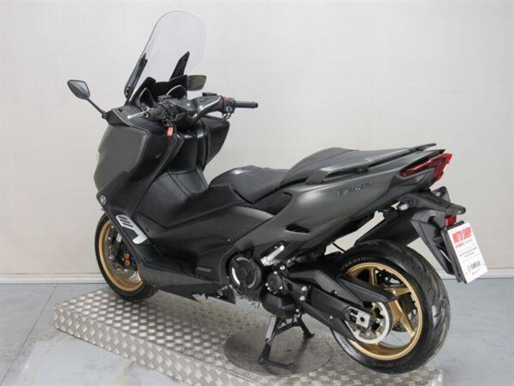 Yamaha T-Max 560 Tech Max (2021) (5)