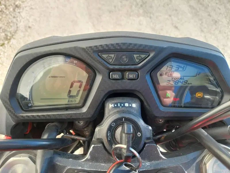 Honda CB 650 F ABS (2014 - 17) (4)