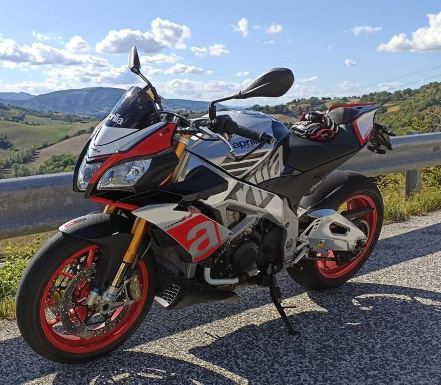 Aprilia Tuono 1100 V4 Factory (2015 - 17)