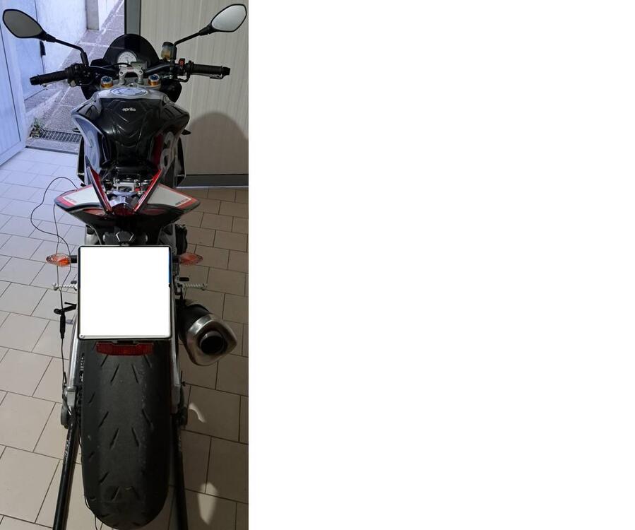 Aprilia Tuono 1100 V4 Factory (2015 - 17) (3)