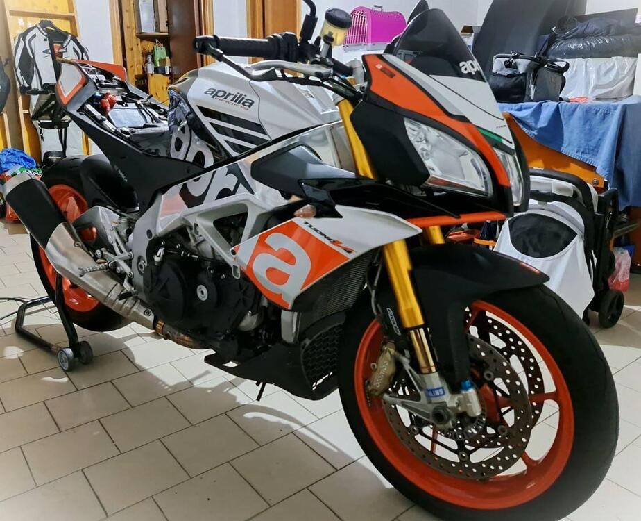 Aprilia Tuono 1100 V4 Factory (2015 - 17) (4)