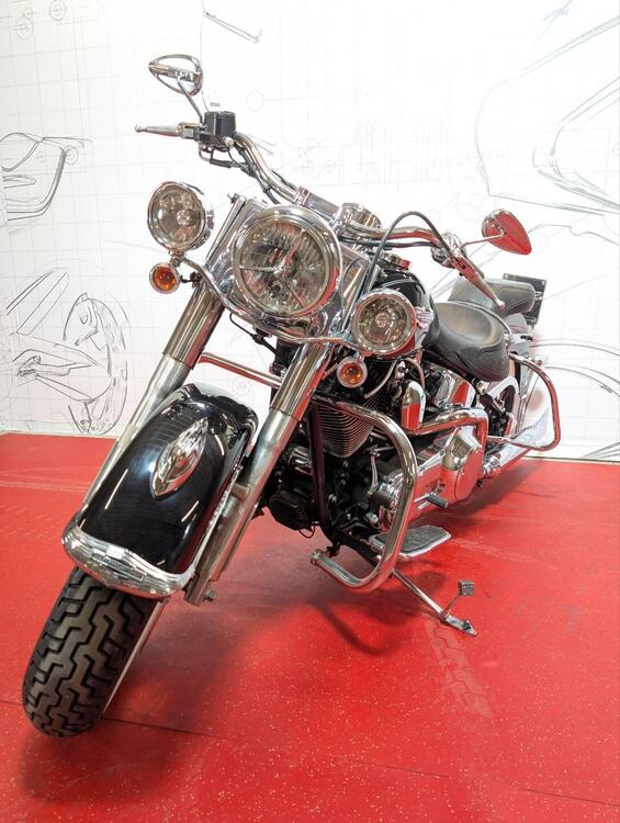 Harley-Davidson 1450 Deluxe (2005 - 06) - FLSTNI (4)