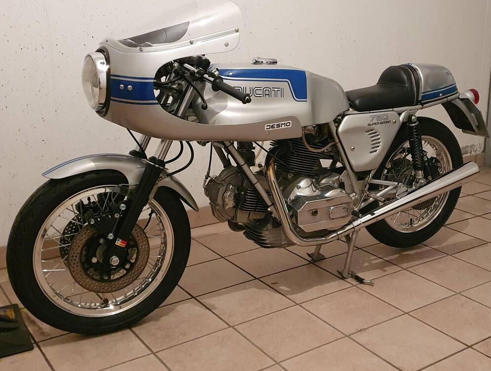 Ducati 750SS 