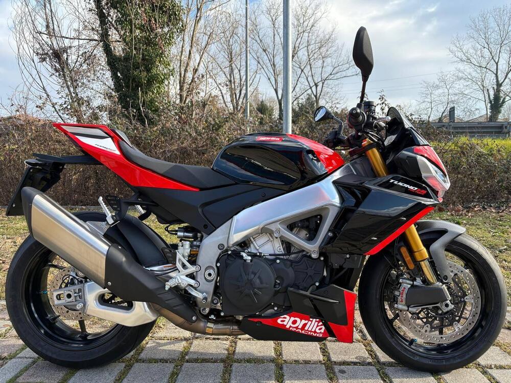 Aprilia Tuono 1100 V4 Factory SE-09 SBK (2024) (2)