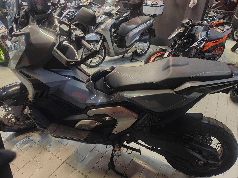 Honda X-ADV 750 DCT Travel (2021 - 24) (3)