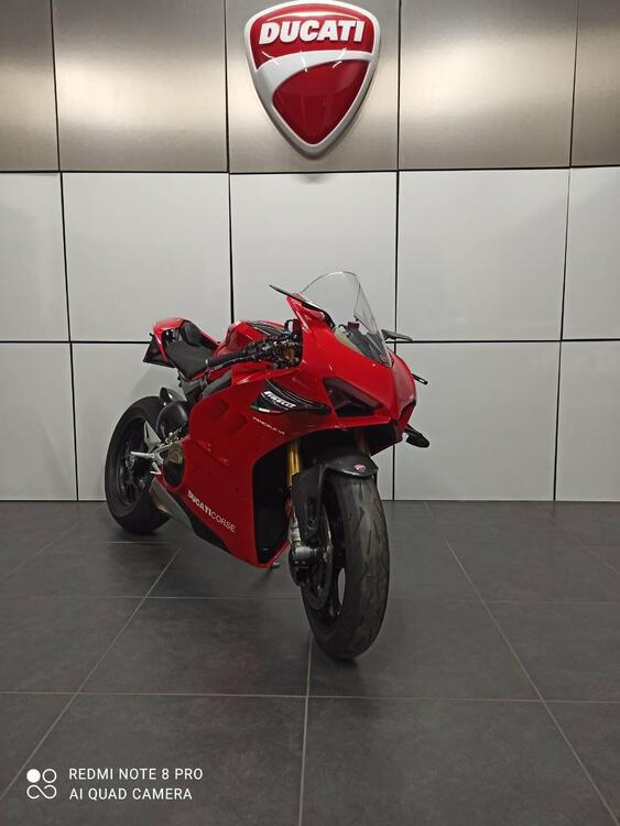 Ducati Panigale V4 S 1100 (2021) (3)