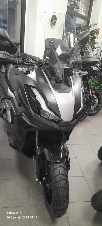 Honda ADV 350 Special Edition (2025) (3)