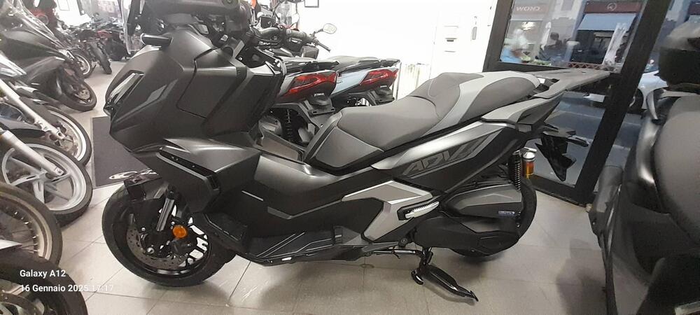 Honda ADV 350 Special Edition (2025) (2)