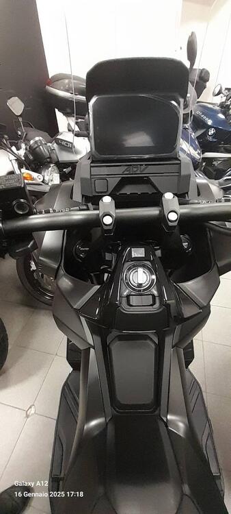 Honda ADV 350 Special Edition (2025) (5)