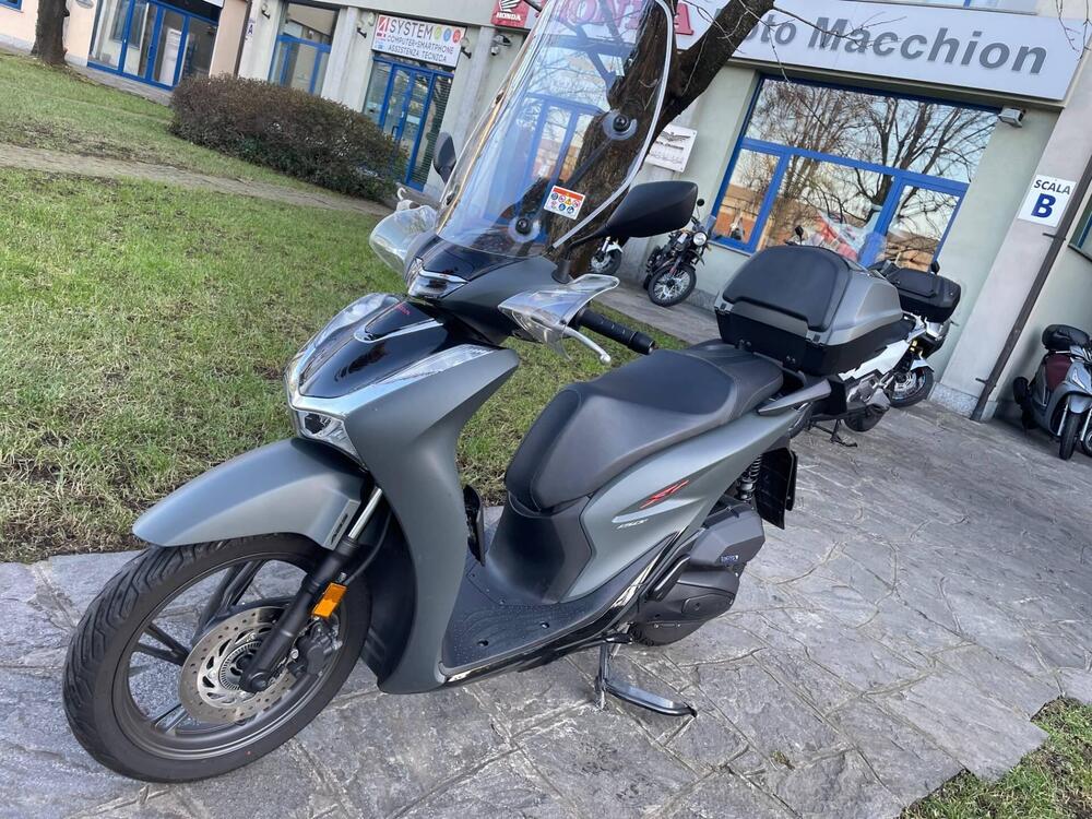 Honda SH 150i Sport (2022 - 25) (4)