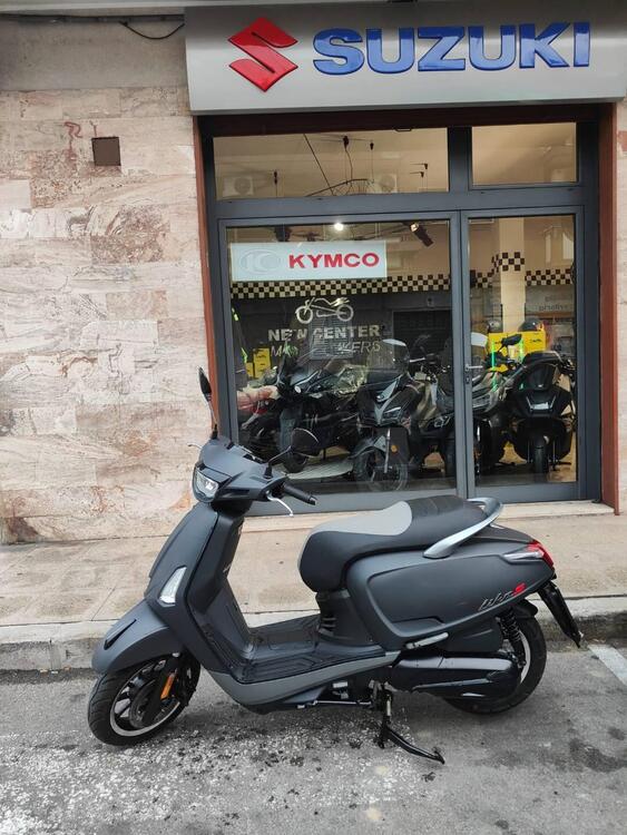 Kymco Like 125 Sport (2021 - 25) (4)