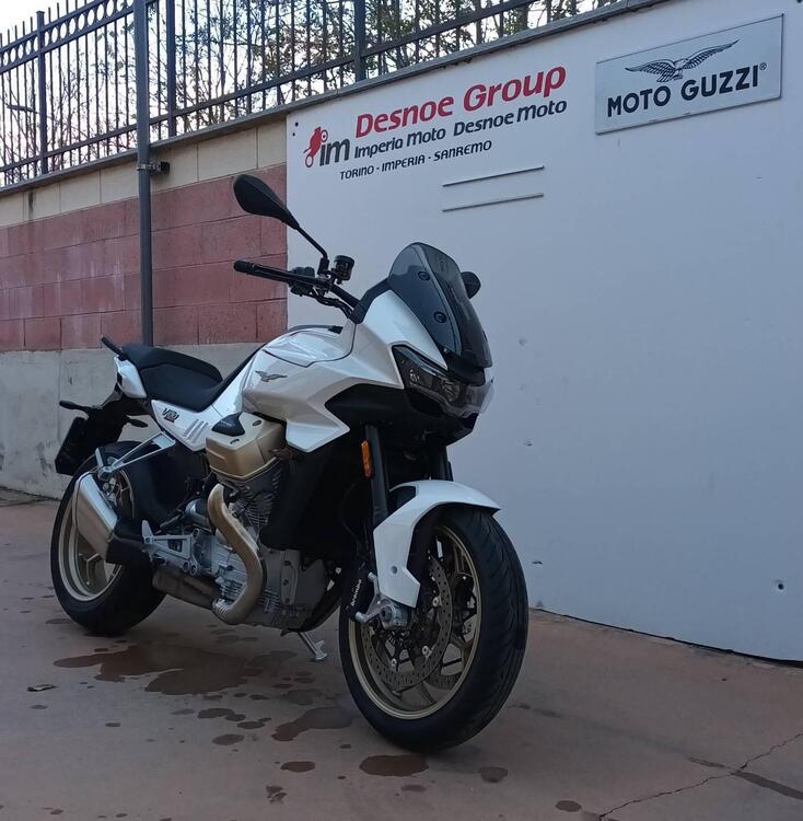 Moto Guzzi V100 Mandello (2023 - 24) (2)