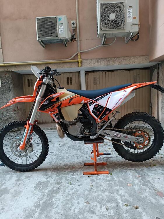 KTM 300 EXC E TPI (2022)