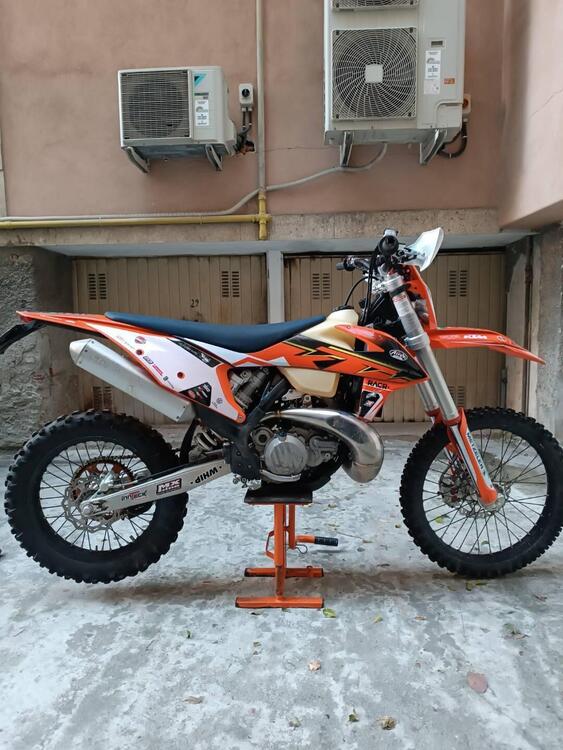 KTM 300 EXC E TPI (2022) (4)