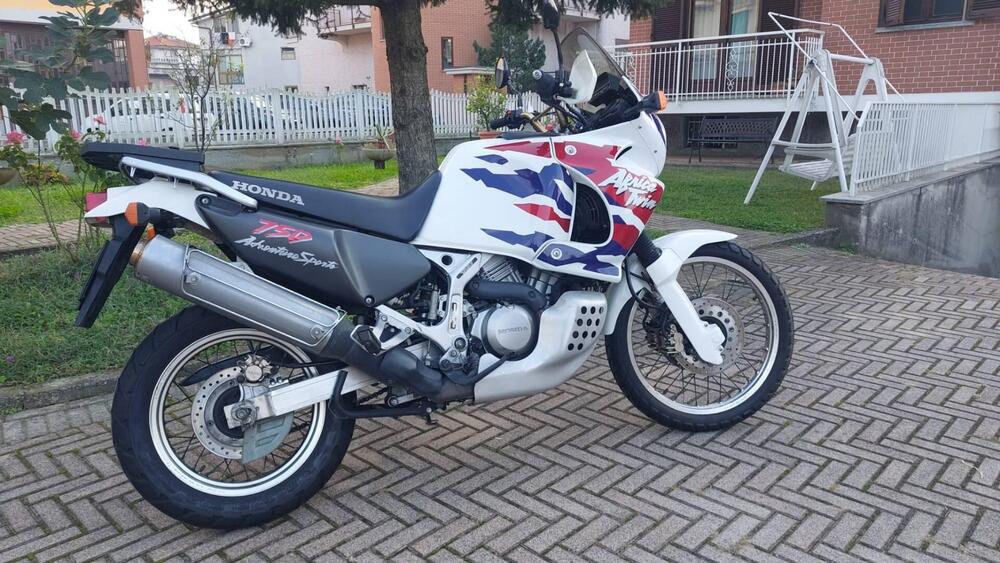 Honda Africa Twin XRV 750 (1996 - 02) (3)