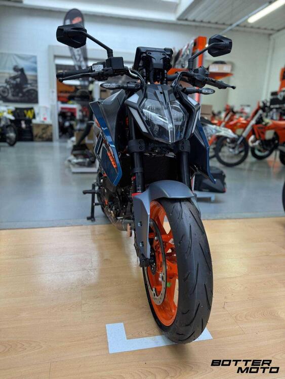 KTM 390 Duke (2024 - 25) (2)