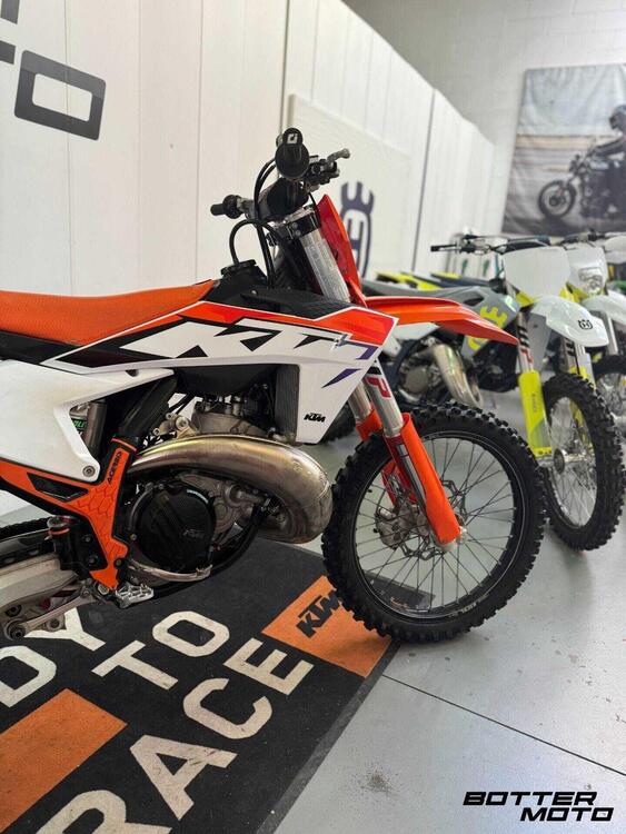 KTM 250 SX (2023) (2)