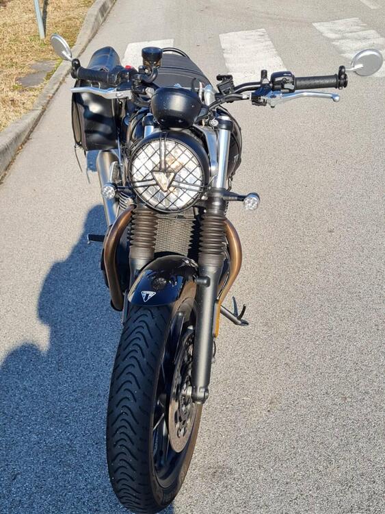 Triumph Street Twin 900 (2019 - 20) (2)