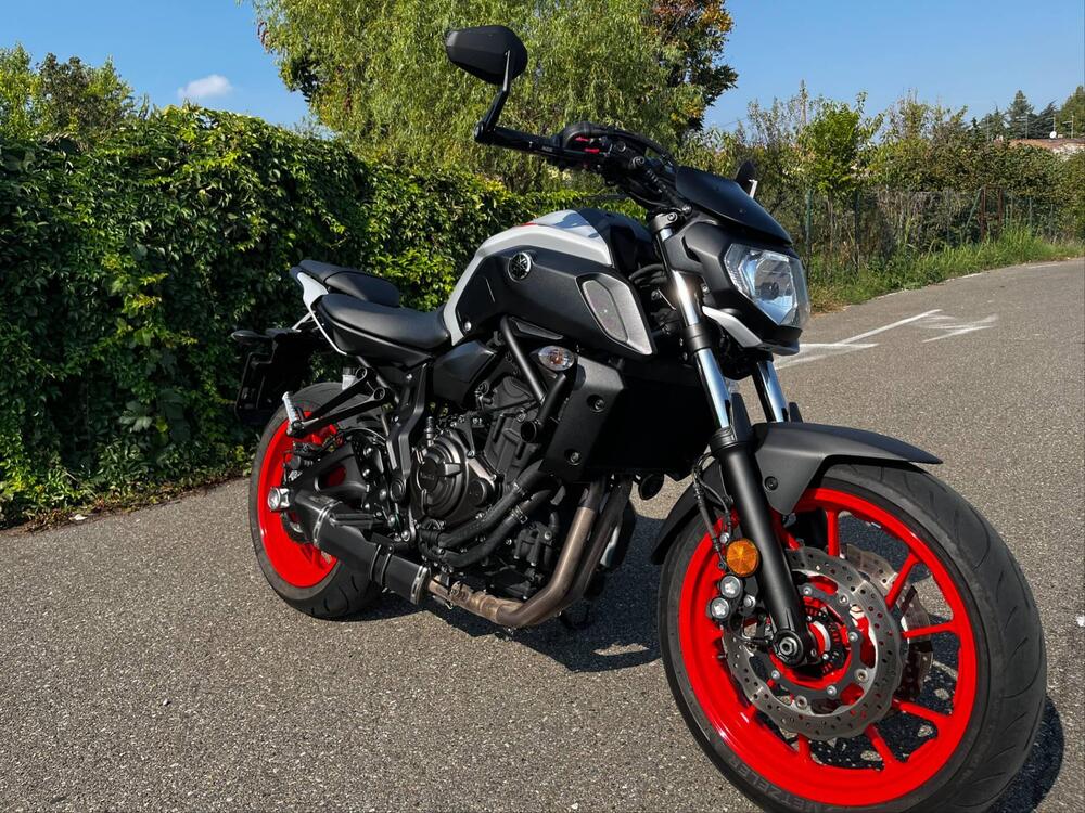 Yamaha MT-07 (2018 - 20) (2)