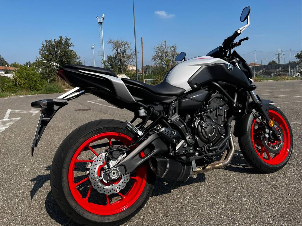 Yamaha MT-07 (2018 - 20) (4)