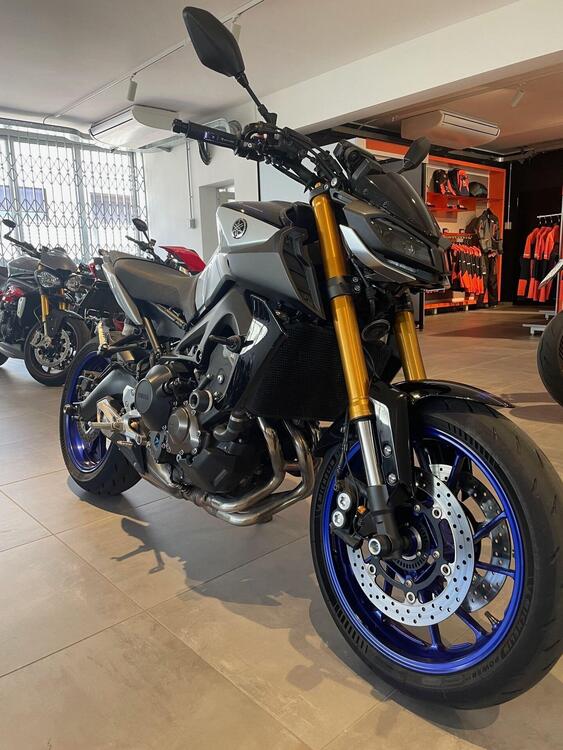 Yamaha MT-09 SP (2018 - 20) (2)