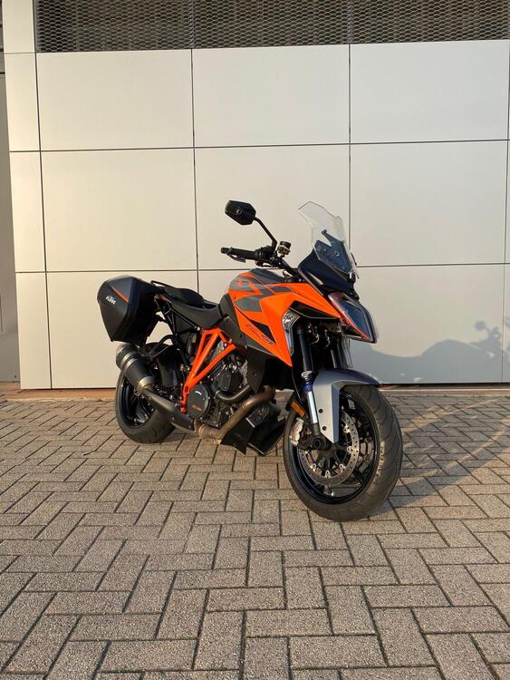 KTM 1290 Super Duke GT (2022 - 24) (4)