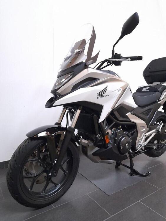 Honda NC 750 X Urban (2021 - 24) (2)