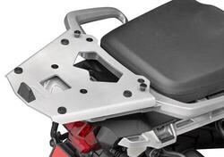 GIVI SRA6403 Attacco posteriore in alluminio speci