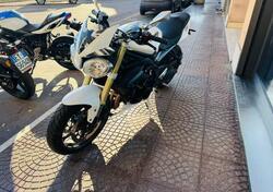 Triumph Street Triple ABS (2013 - 17) usata