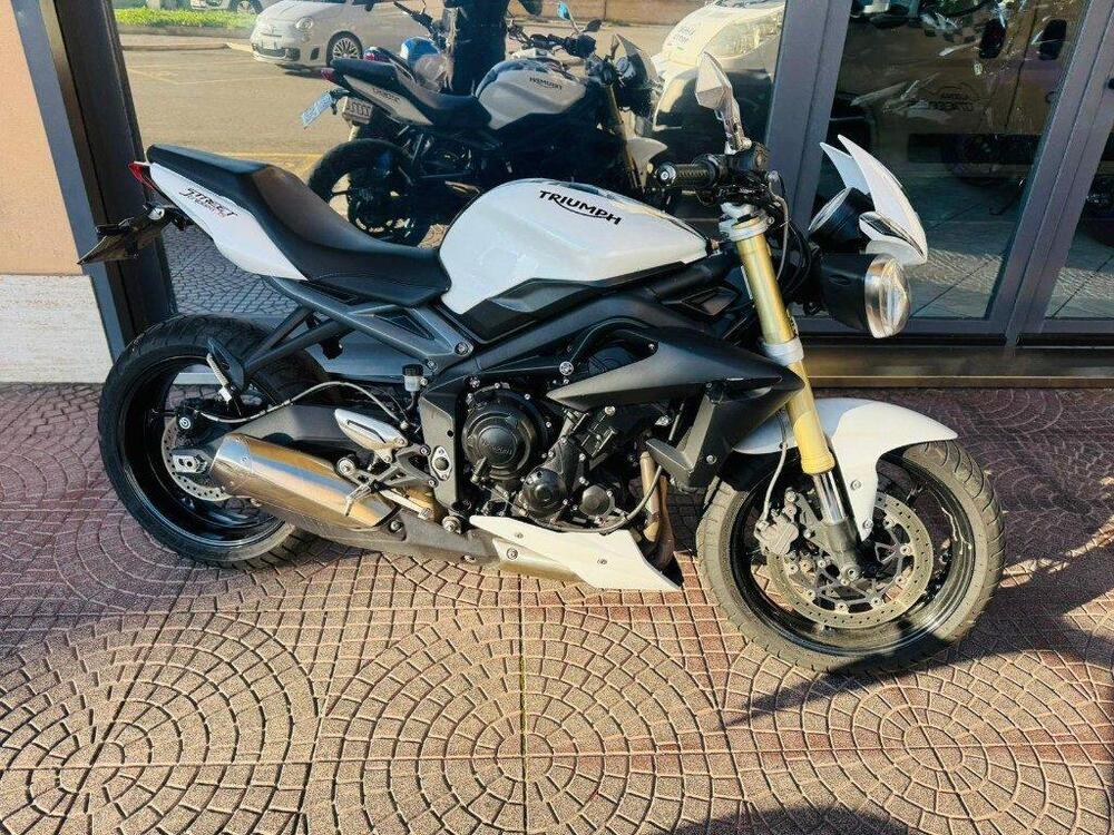 Triumph Street Triple ABS (2013 - 17) (2)