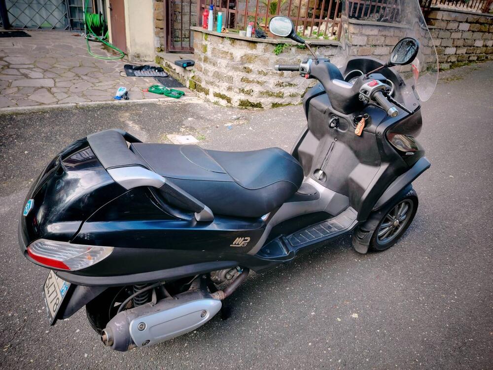 Piaggio MP3 250 i.e. (3)