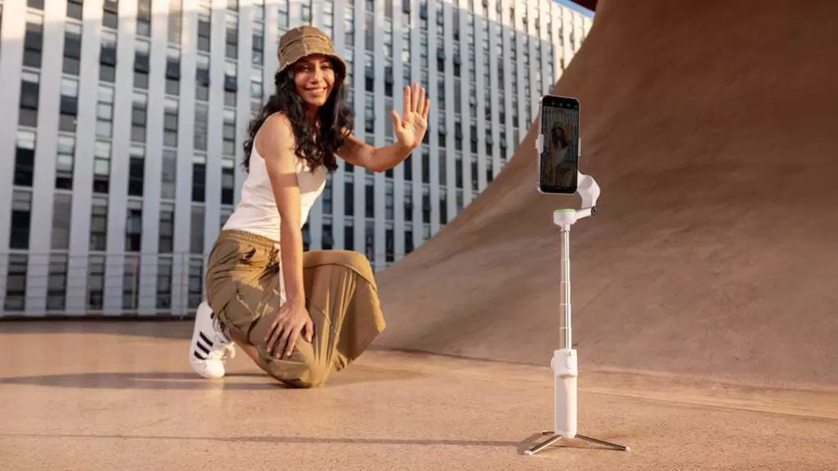 Insta360 Flow 2 Pro: riprese con smartphone con IA avanzata (2)
