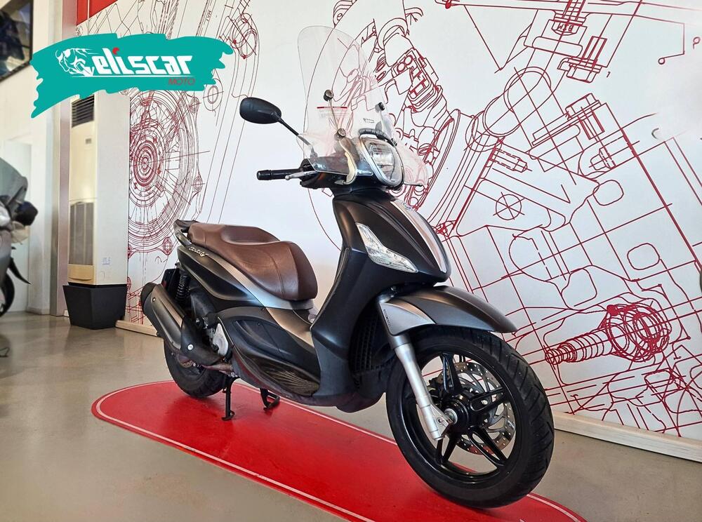 Piaggio Beverly 350 ABS (2016 - 20) (2)