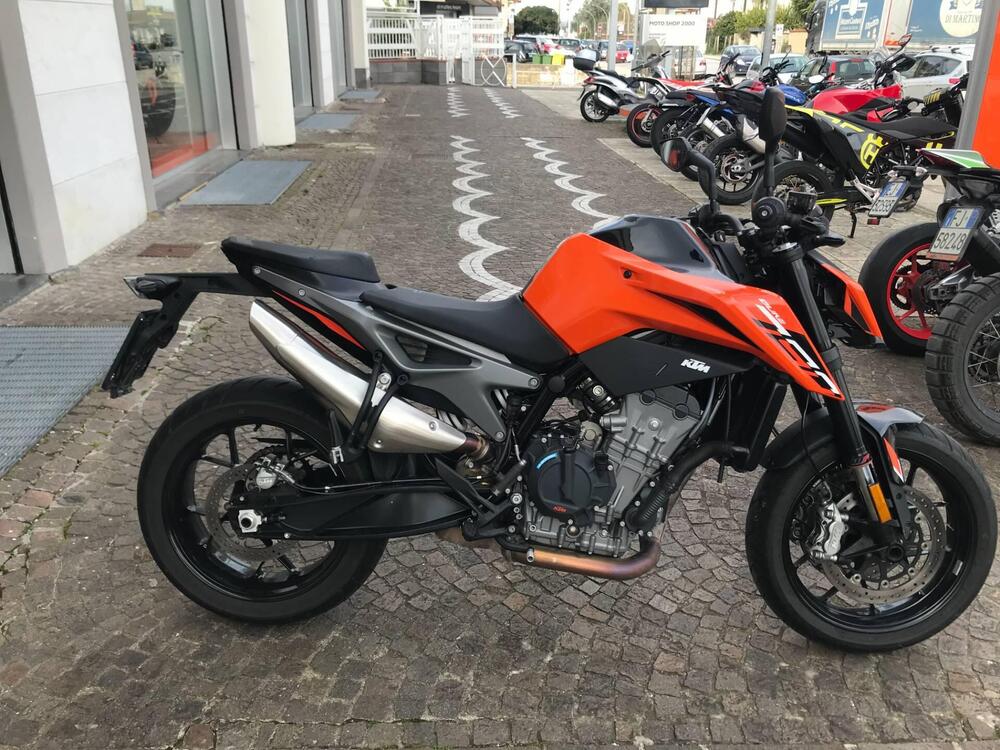 KTM 790 Duke L (2023 - 24)