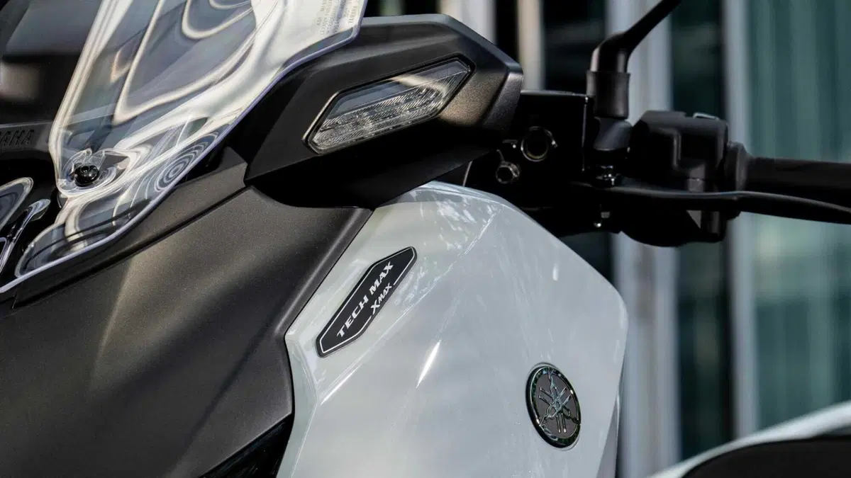 Yamaha X-Max 300 X-Max 300 Tech Max (2025 - 26) (10)
