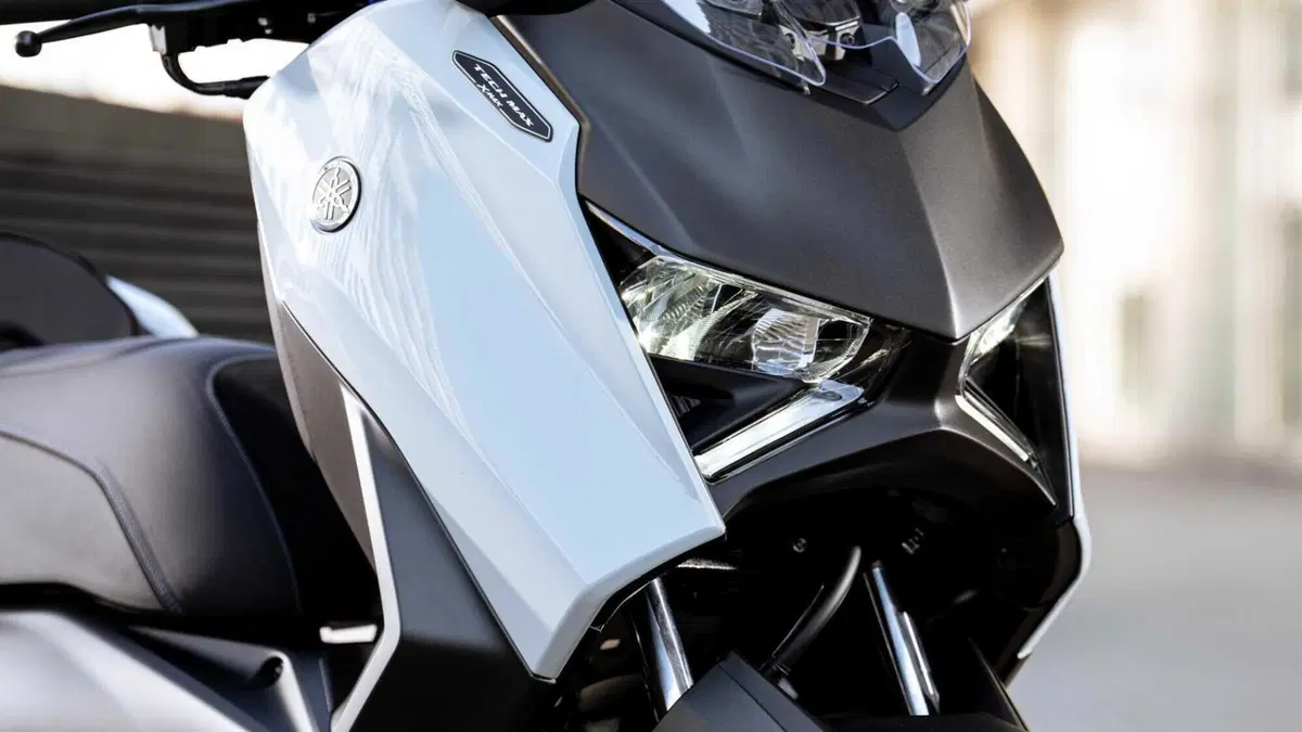 Yamaha X-Max 300 X-Max 300 Tech Max (2025 - 26) (9)