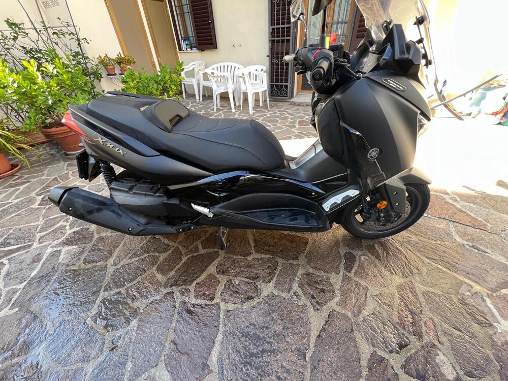 Yamaha X-Max 400 Tech Max (2020) (2)