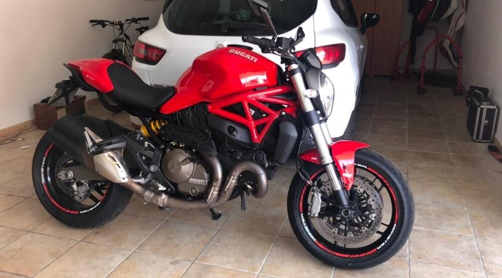 Ducati Monster 821 ABS (2014 - 17) (4)