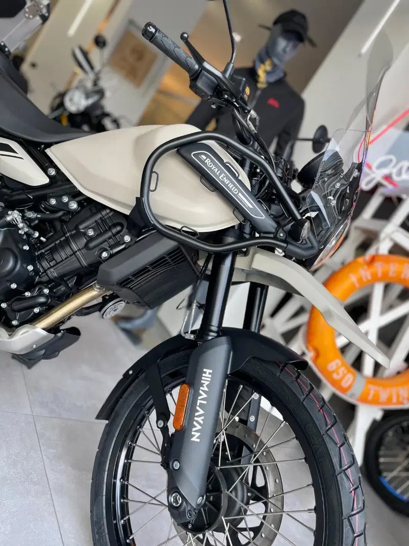 Royal Enfield Himalayan 450 (2024 - 26) (3)